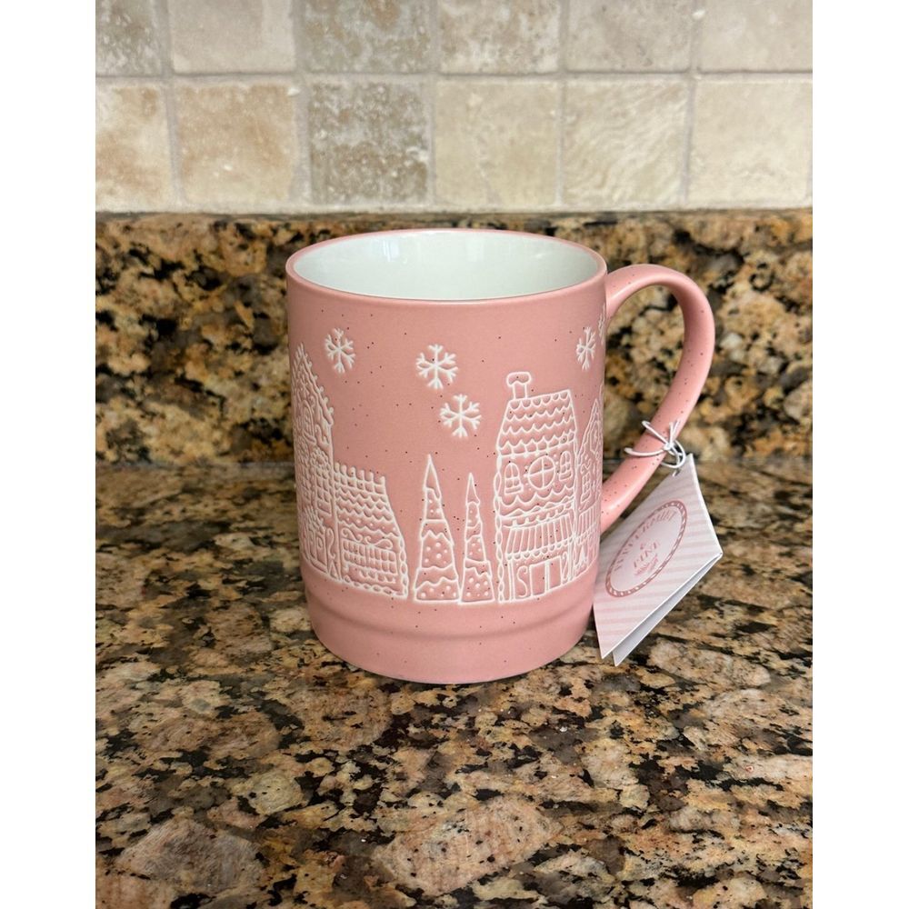 Gingerbread house pink‎ Christmas mug